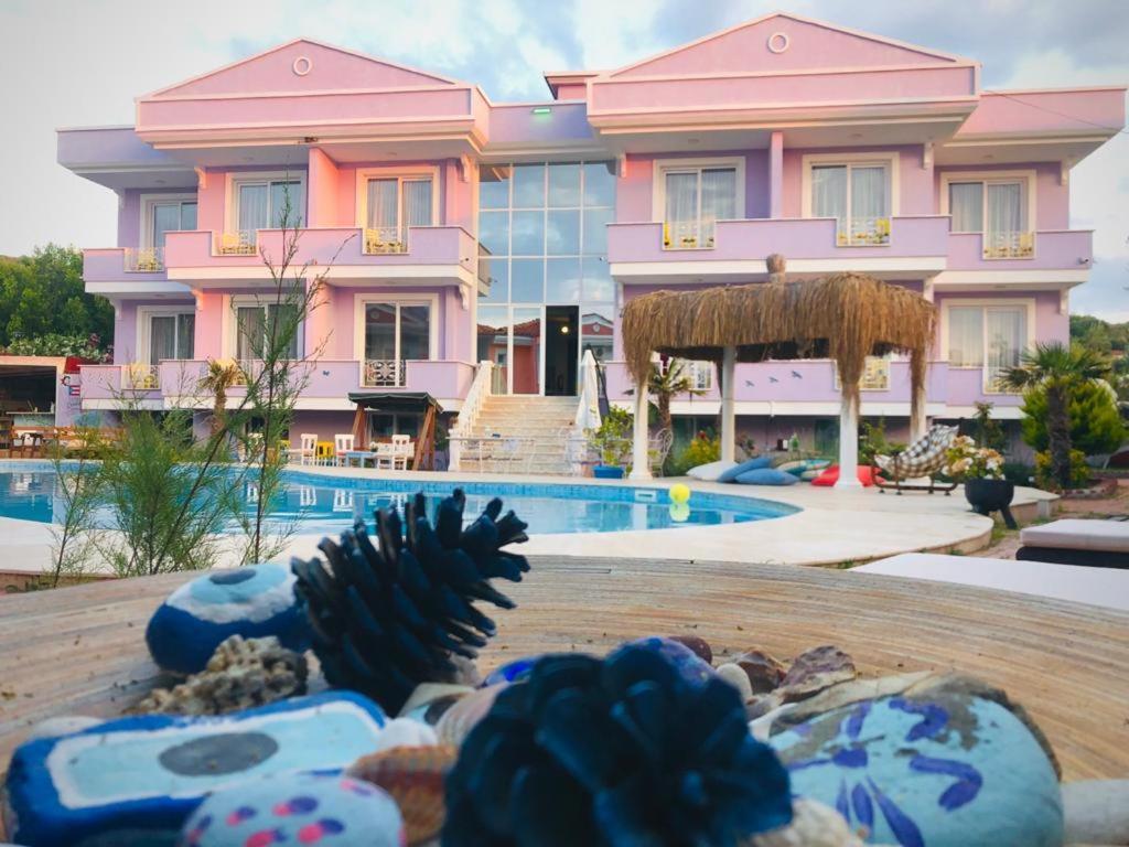Cunda Leo Boutique Hotel & Pool Ayvalik Bagian luar foto